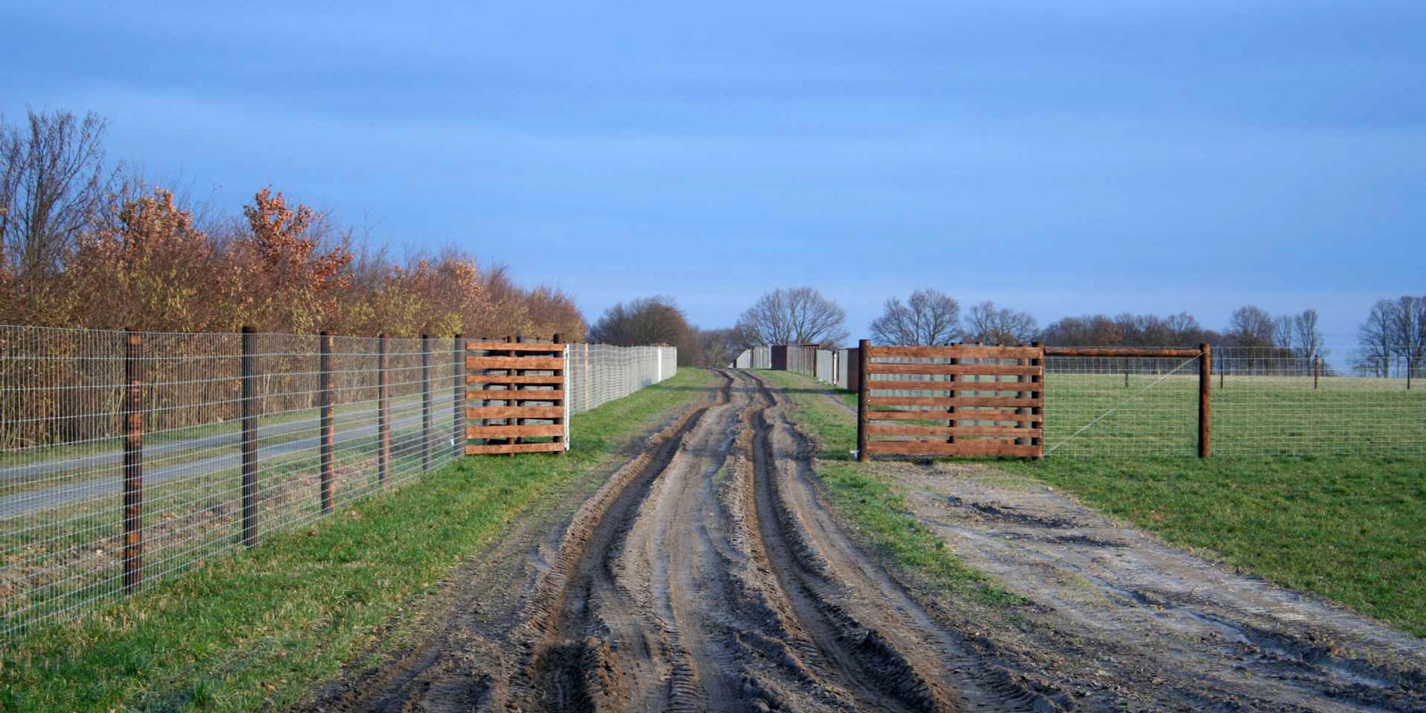 системы ограждений качество изготовления оленеводческие фермы комплексное обслуживание ограждение больших территорий Польша